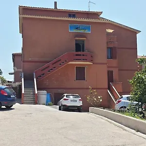 Tra Rocce E Mare , La Maddalena (Sassari) Italie